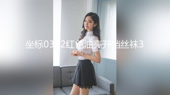 欲望强烈的少妇还没转阴就开始做爱