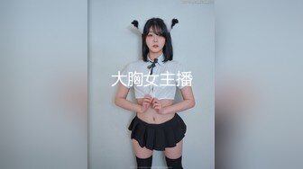 《极品CP魔手外购》技术型坑神封神作品！酒吧躲藏女厕内缝中极限偸拍超多气质靓妹方便~性感小姐姐深喉呕吐功夫了得 (6)