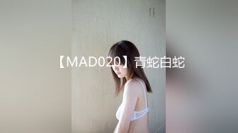 写字楼女厕全景偷拍多位美女职员的各种小美鲍 (3)