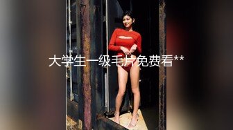 漂亮熟女人妻 被四个健壮黑祖宗的超大肉棒 操的三洞全开 娇小的身材跟玩似的 爽的快要上天了